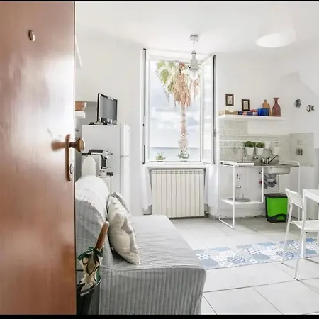 Pegli Mini Lejlighed